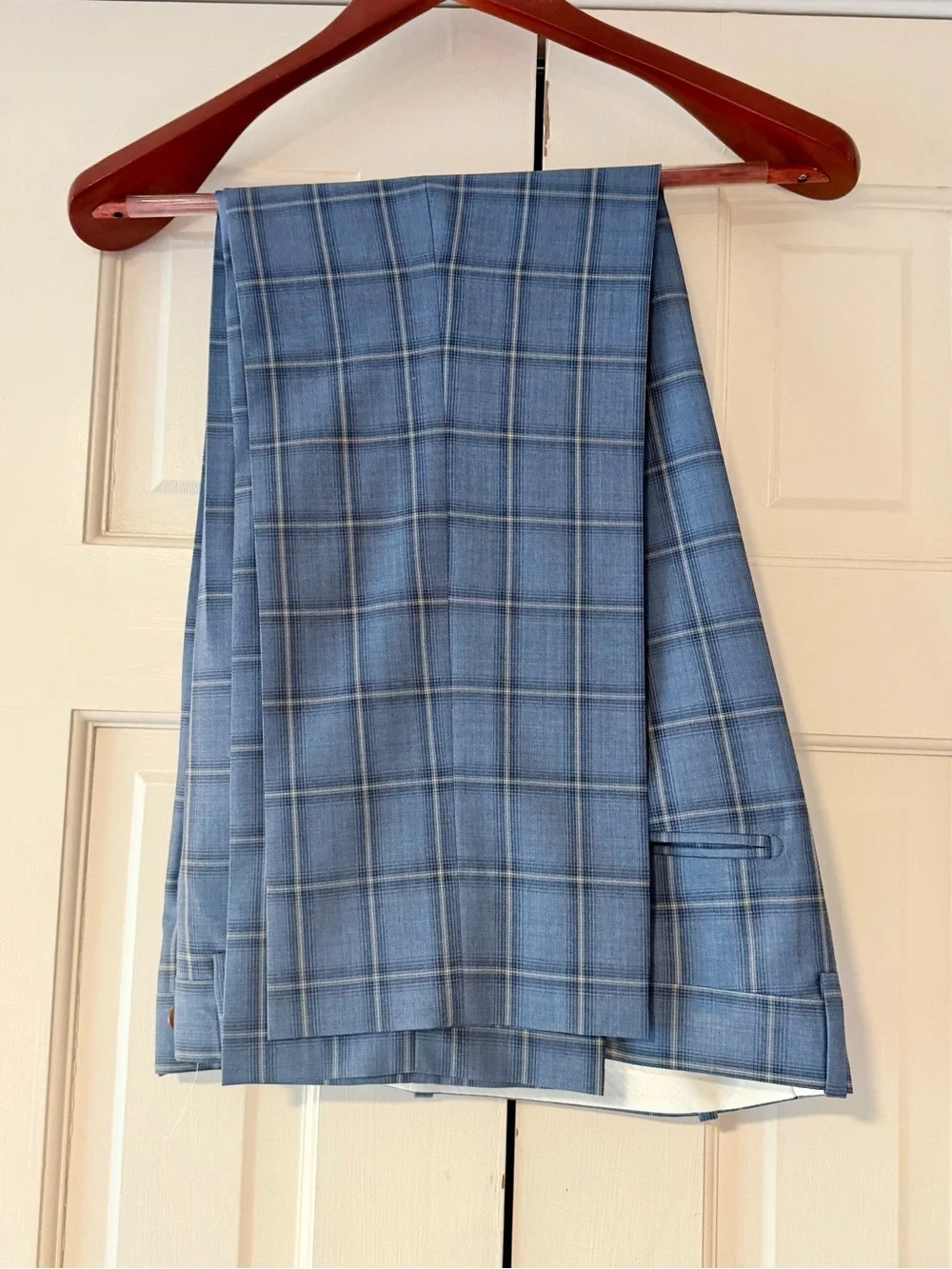 Tom James Holland & Sherry Super 100’s Blue Windowpane Sport Coat 36R